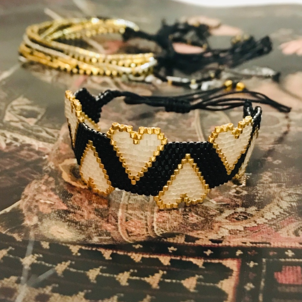 Handmade Set of Beads Bracelet - Picture 8 of 8